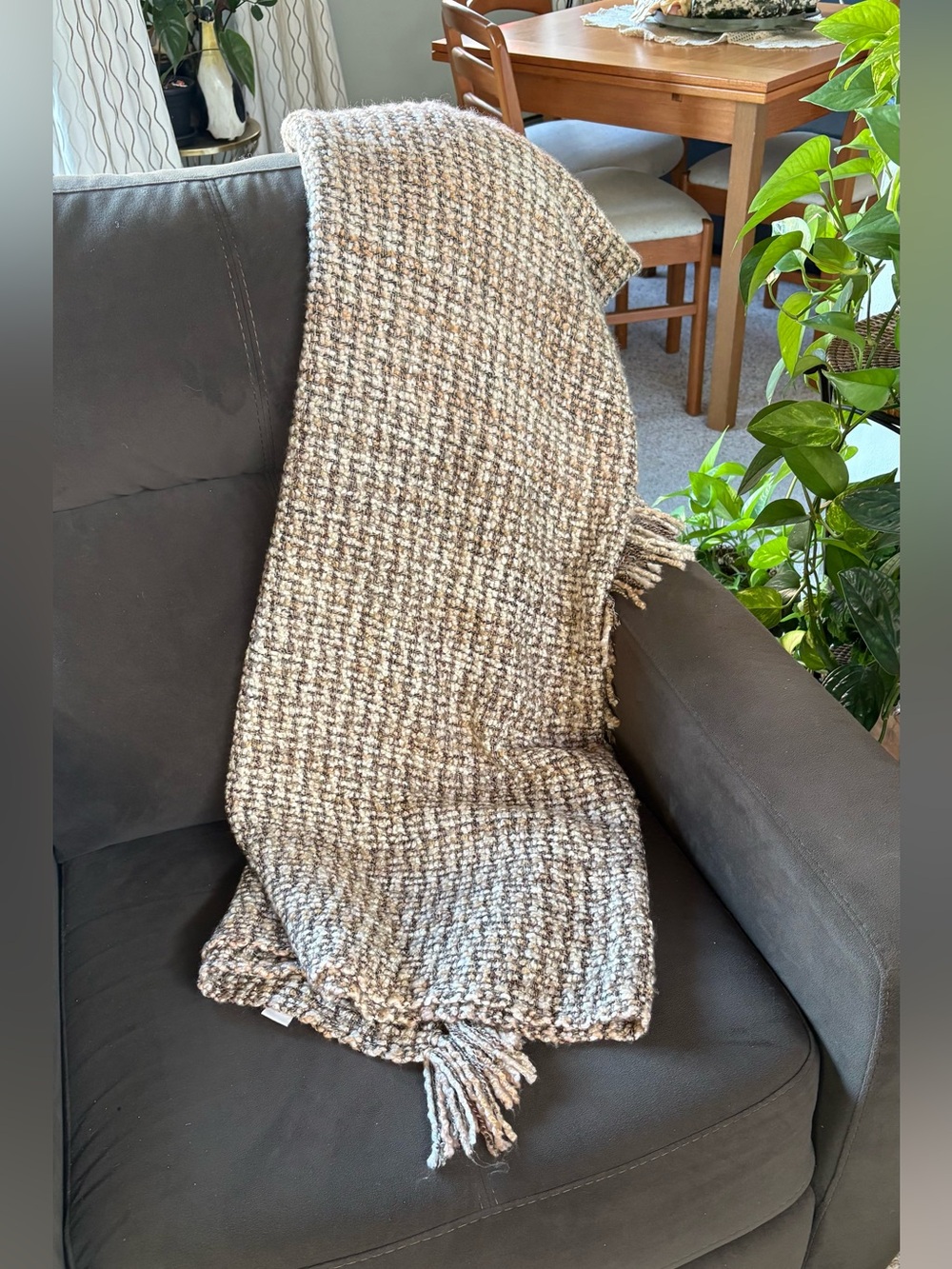 Urban Barn Chunky Textured Knit Throw Blanket - Neutral Cream & Brown 50”x60”